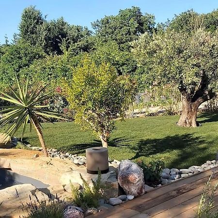 Une Oasis Au Pays De Cezanne آيكس أومبروفينس المظهر الخارجي الصورة
