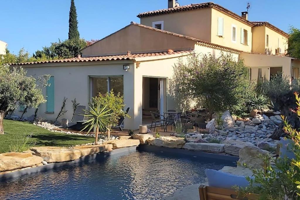 Une Oasis Au Pays De Cezanne آيكس أومبروفينس المظهر الخارجي الصورة